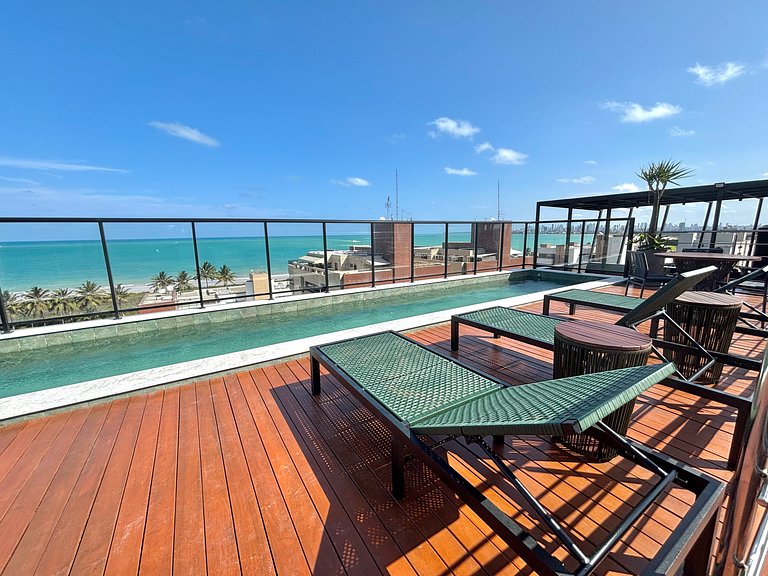 Praia a 120m! Apto Completo com Varanda e Conforto