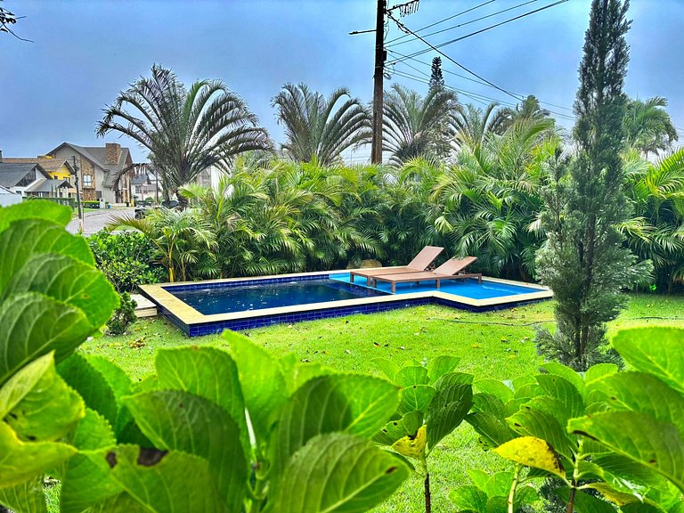Refúgio aconchegante c/ Piscina no Águas da Serra