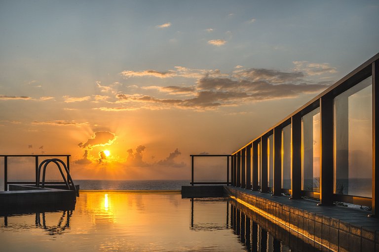 Breeze Experience | Piscina Infinita & Vista Mar